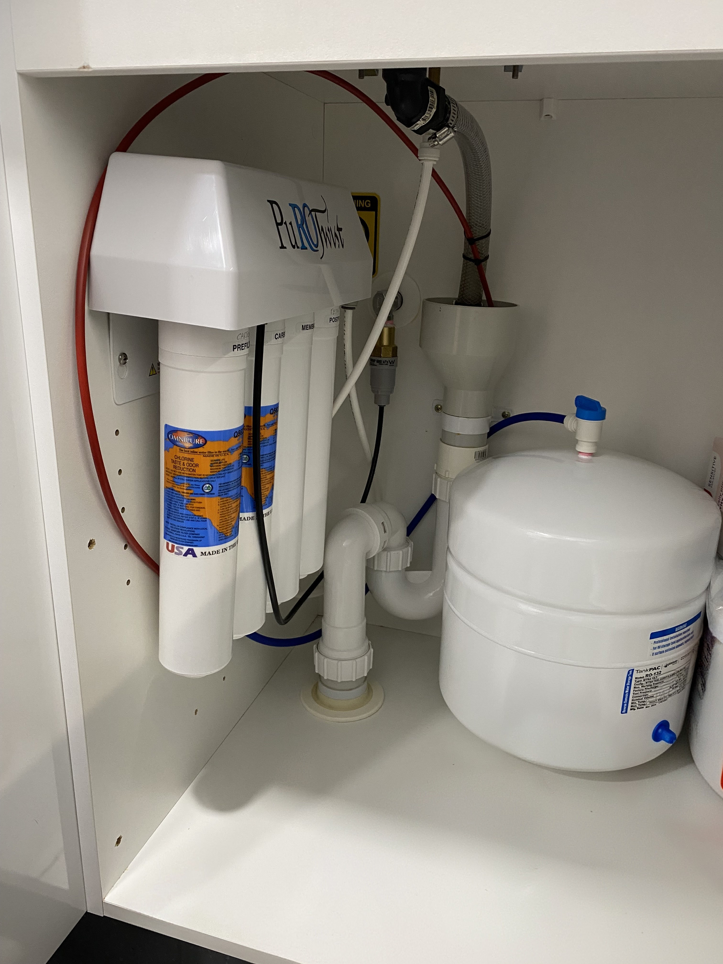 Omnipure Reverse Osmosis System with 18L Tank & Cartridges, Suitable for 1-3 Autoclaves - TWS-OmniPuro*